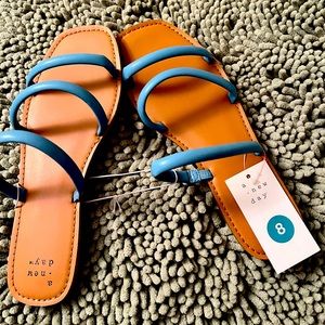 NWT Sandals